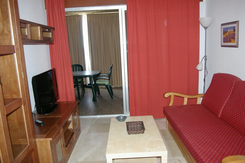 Apartamentos Carolina - Arca Rent Benidorm Bilik gambar